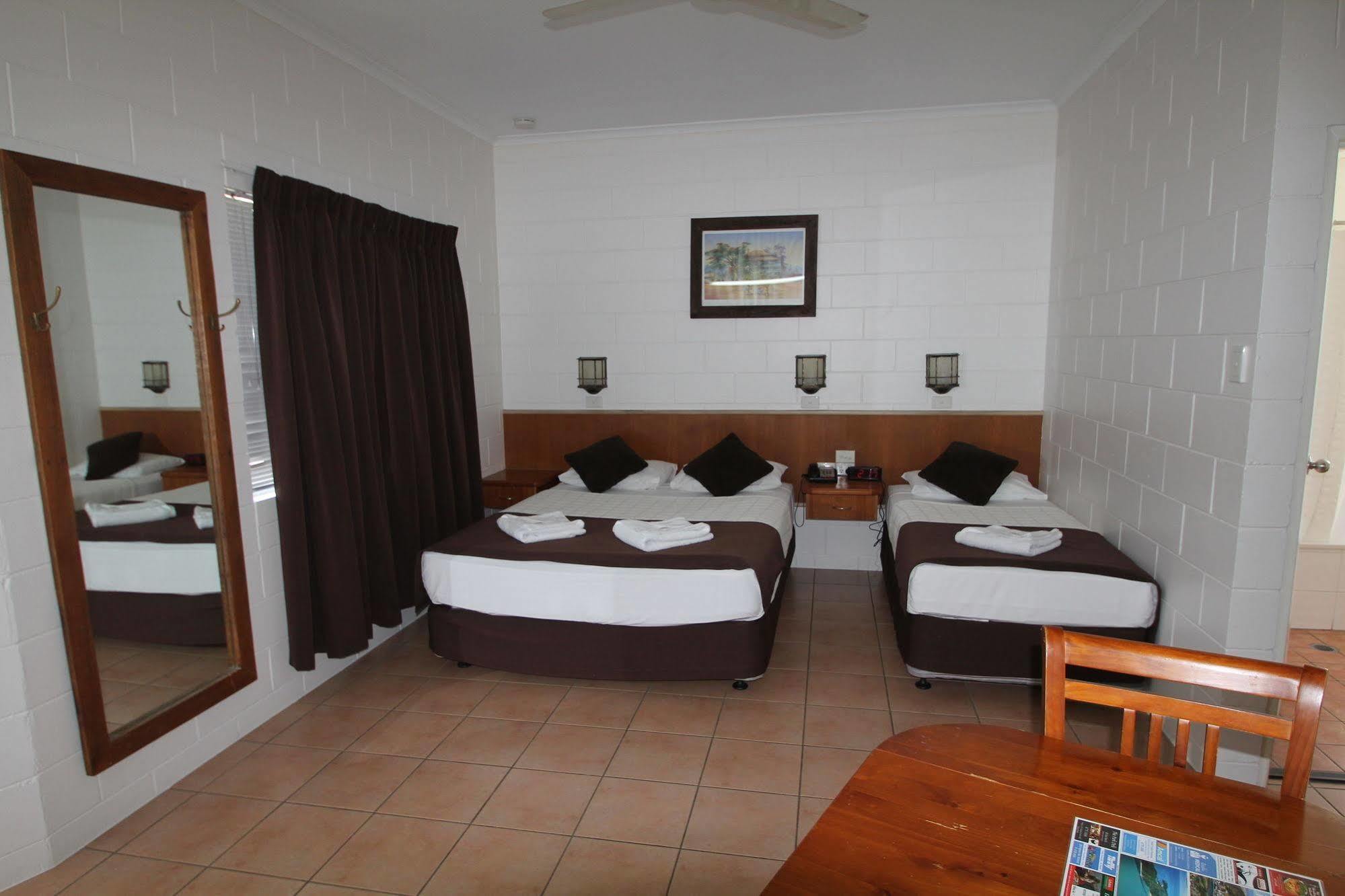 Colonial Rose Motel Townsville Eksteriør billede